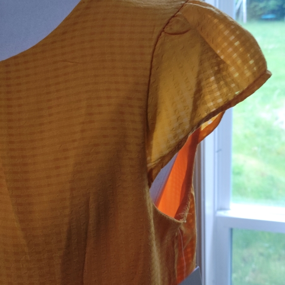 Meraki Sz Small Yellow Blouse With Silver Trim - Picture 3 of 6